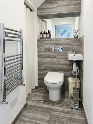 WC- click for photo gallery